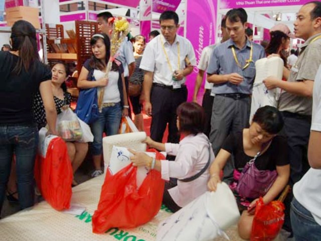 Nệm Đồng Phú- sản phẩm công nghiệp nông thôn đạt chuẩn quốc gia